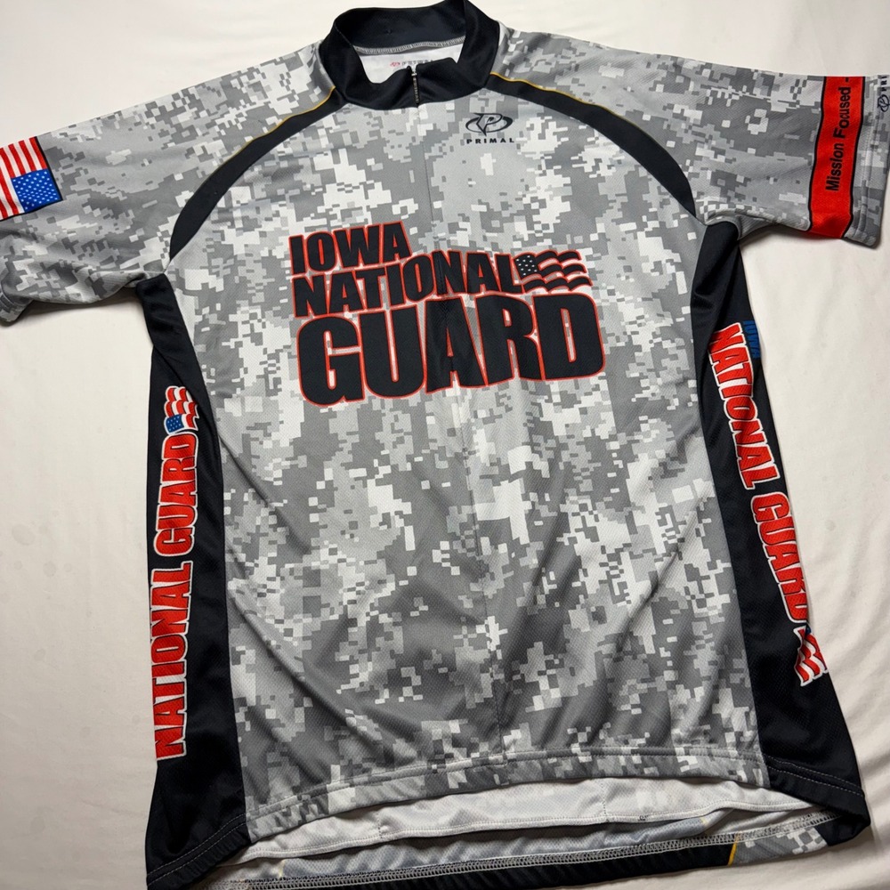 Primal Iowa National Guard Cycling Jersey Mens Large Gray Digital Camo Military